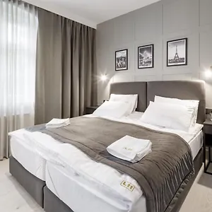 Hotel apartamentowy L11, Limanowskiego
