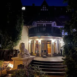 Nocleg ze śniadaniem Dworek Oliwski